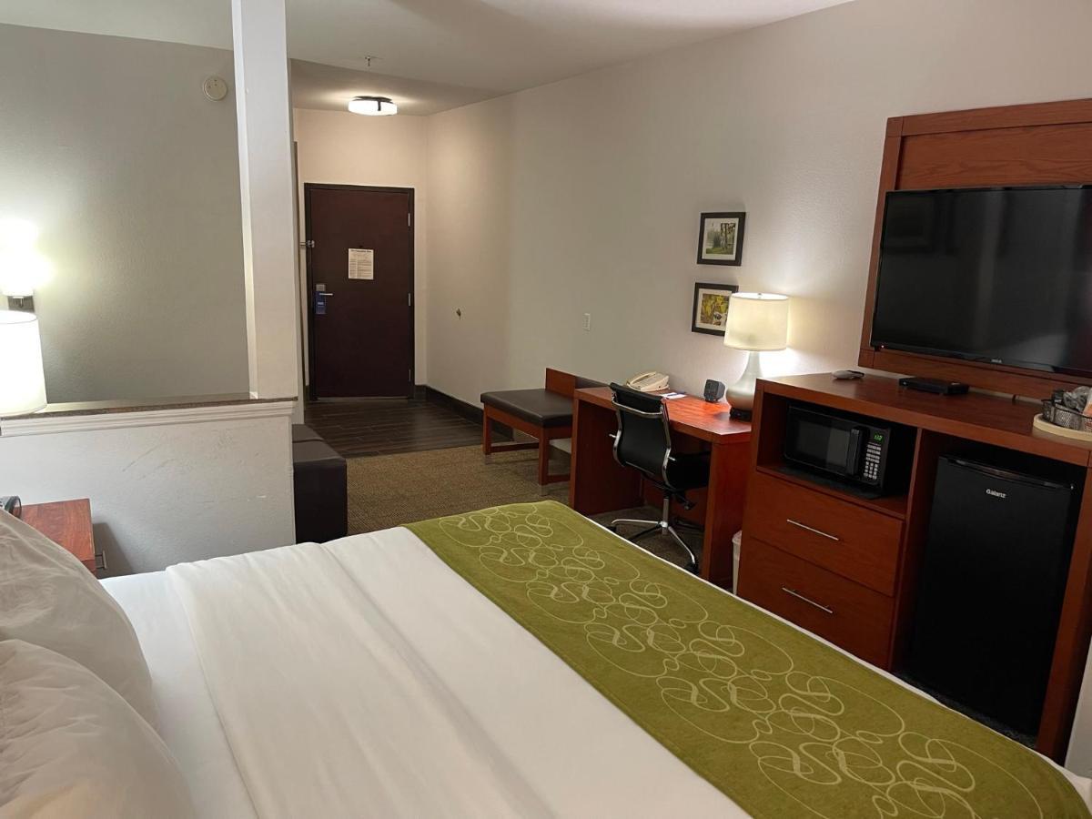 Comfort Suites Лейк Чарлс Екстериор снимка