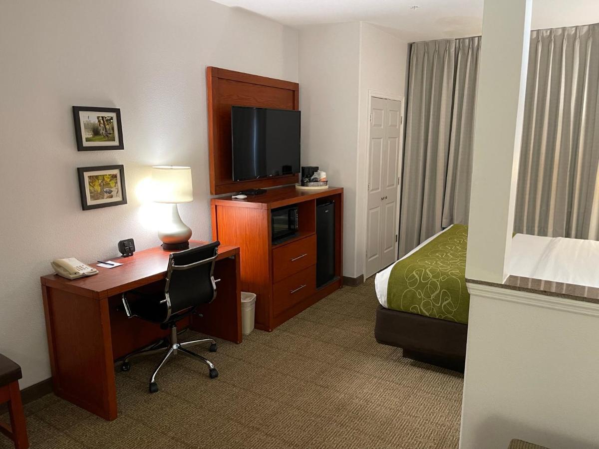 Comfort Suites Лейк Чарлс Екстериор снимка